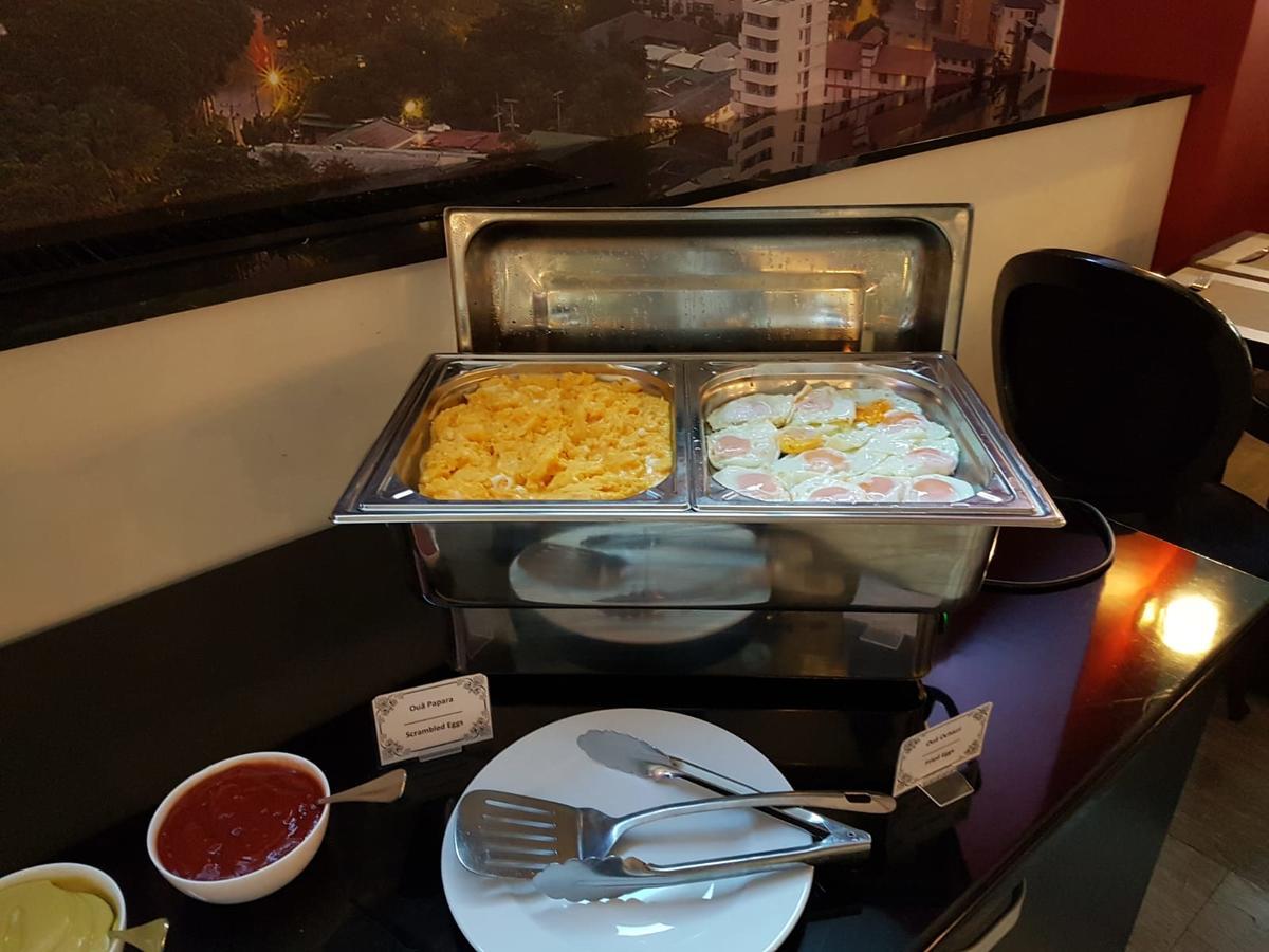 Best Western Plus Briston オトペニ エクステリア 写真
